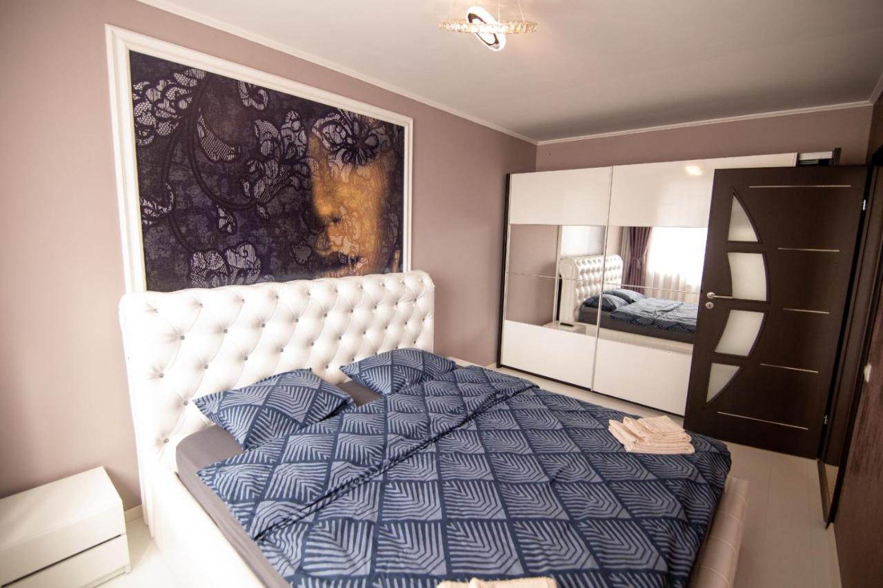 Royal Central Apartament Apartment Oradea Exterior photo